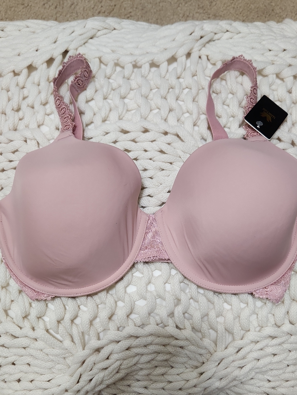 Wacoal Blush Pink Seamless Molded Bra with Lace Trim